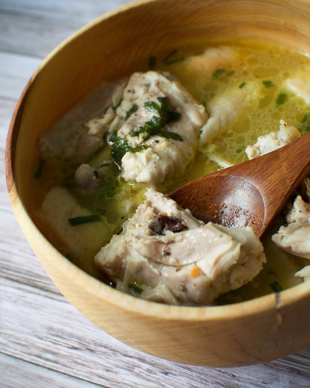 Hennys in Broth