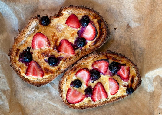 Custard Sourdough French Toast 🍞🍓✨