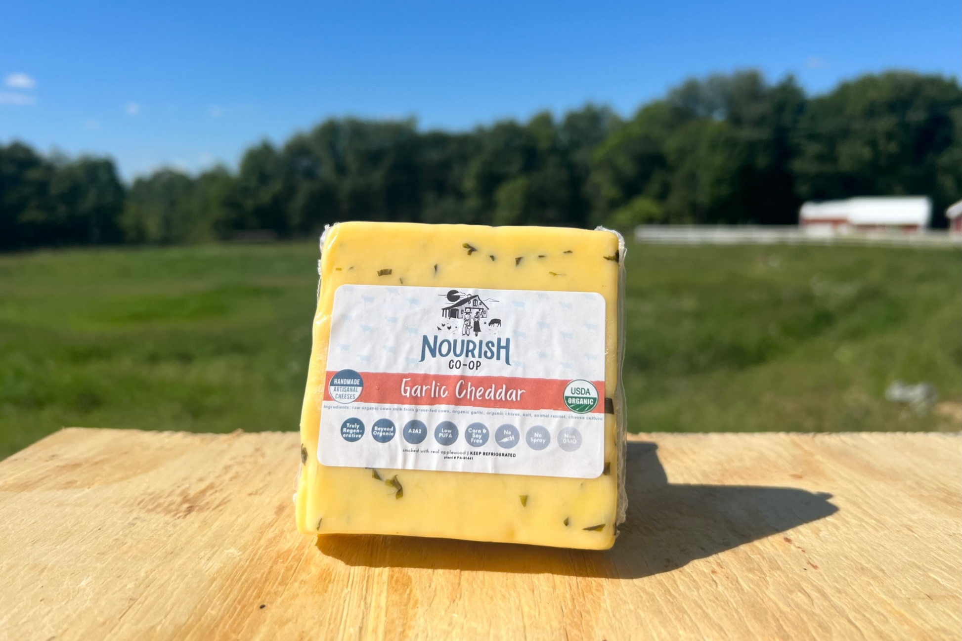 Raw Garlic Cheddar